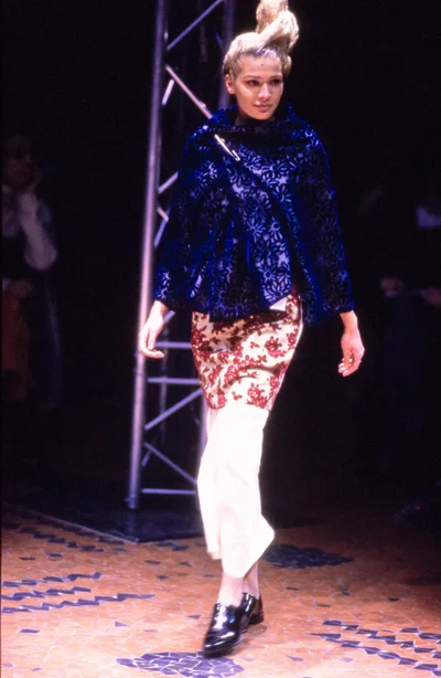 Look 10